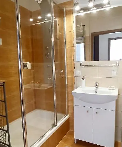 Redlowo Apartment *